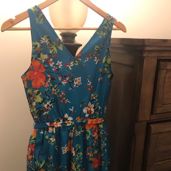 Dress - Picture 3 of 3